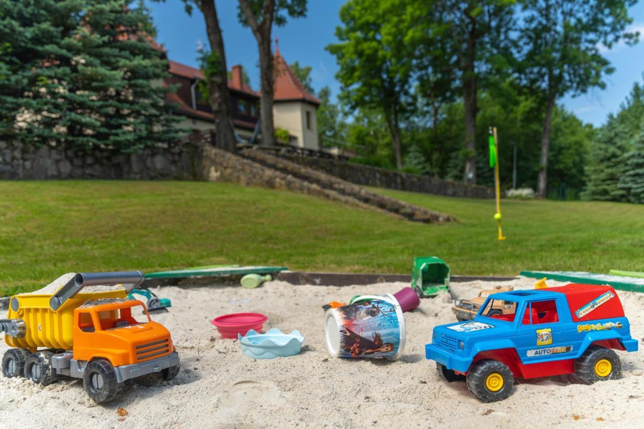 Willa Wiezyczki Świeradów-Zdrój Exteriör bild