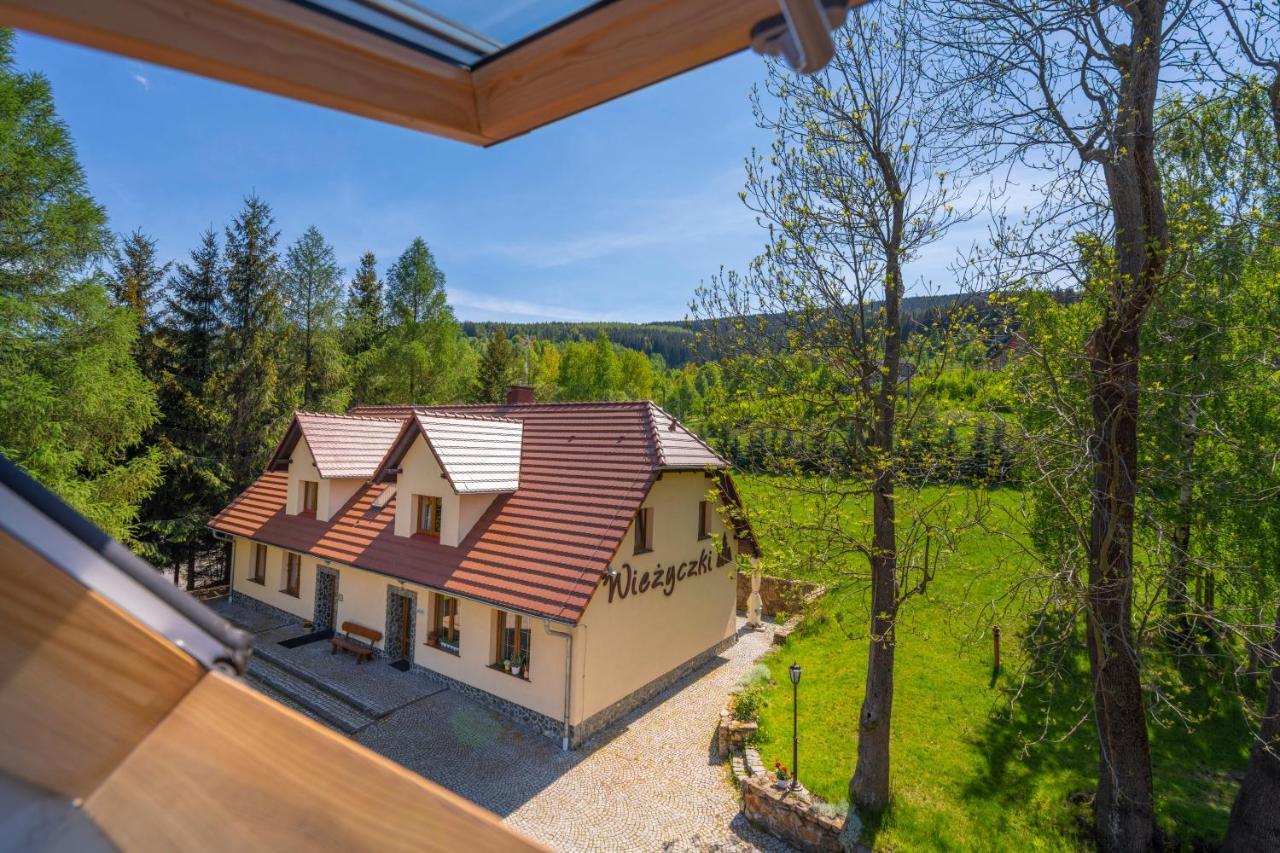 Willa Wiezyczki Świeradów-Zdrój Exteriör bild